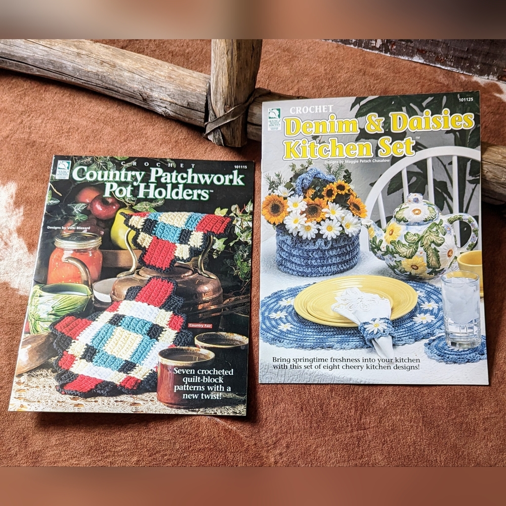 2 Book Bundle House of White Birches Country Patchwork Pot Holders & Denim Daisy